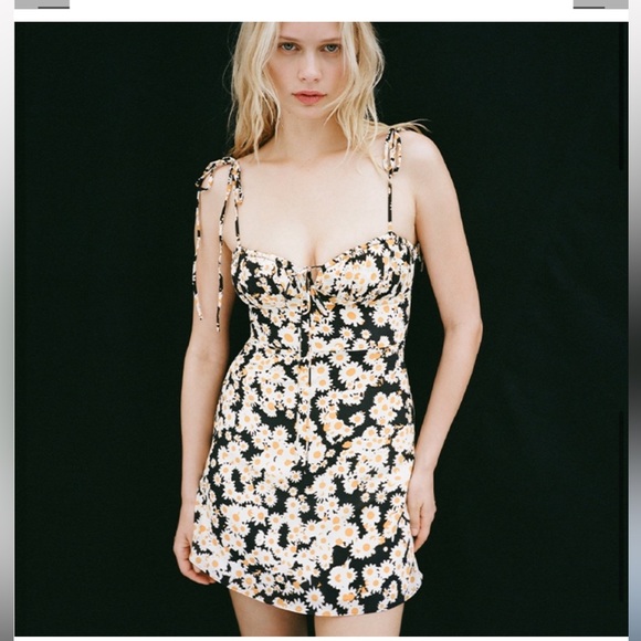 Rèalisation Par “The Devon” mini dress in Flower Power - Picture 3 of 9